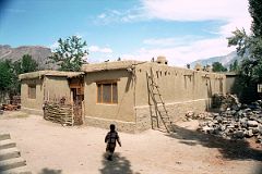 09 Skardu House In Chumik Below Khardong Hill
